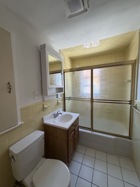 52 Jefferson Ave # 1