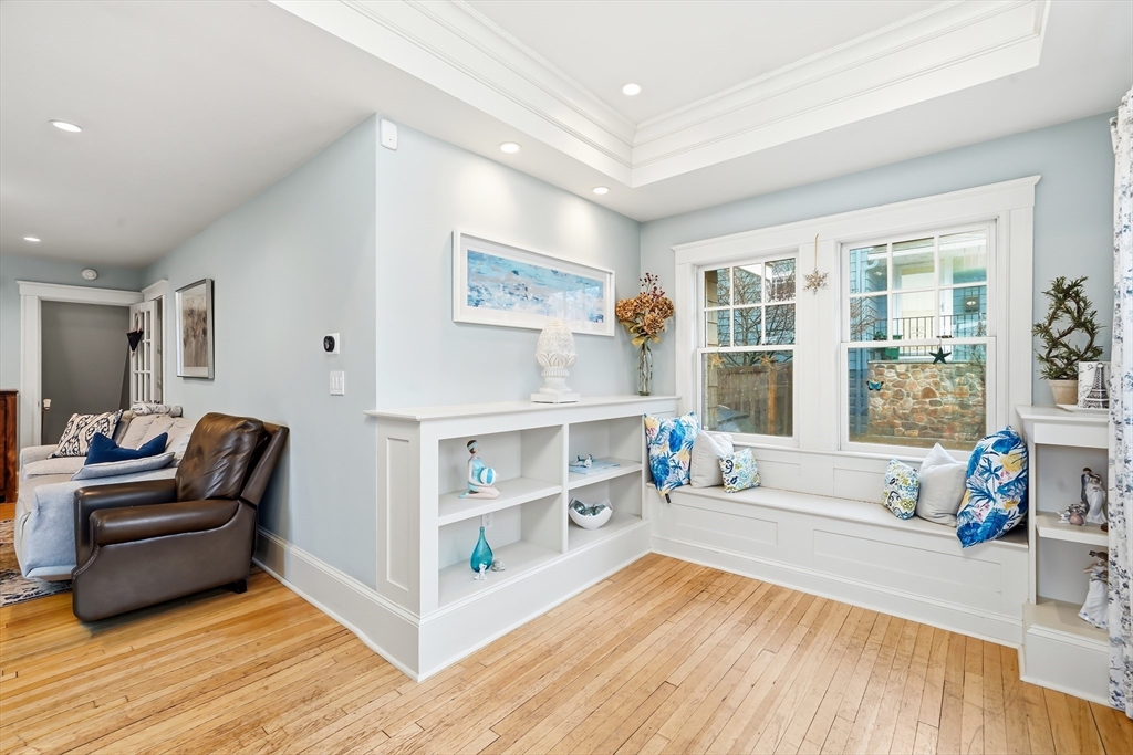4 Wescott Rd