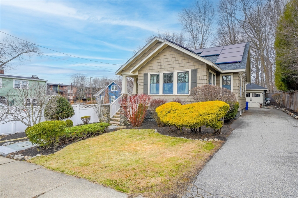 4 Wescott Rd