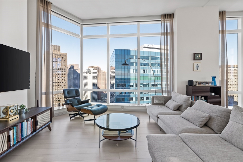 1 Franklin St # 3708
