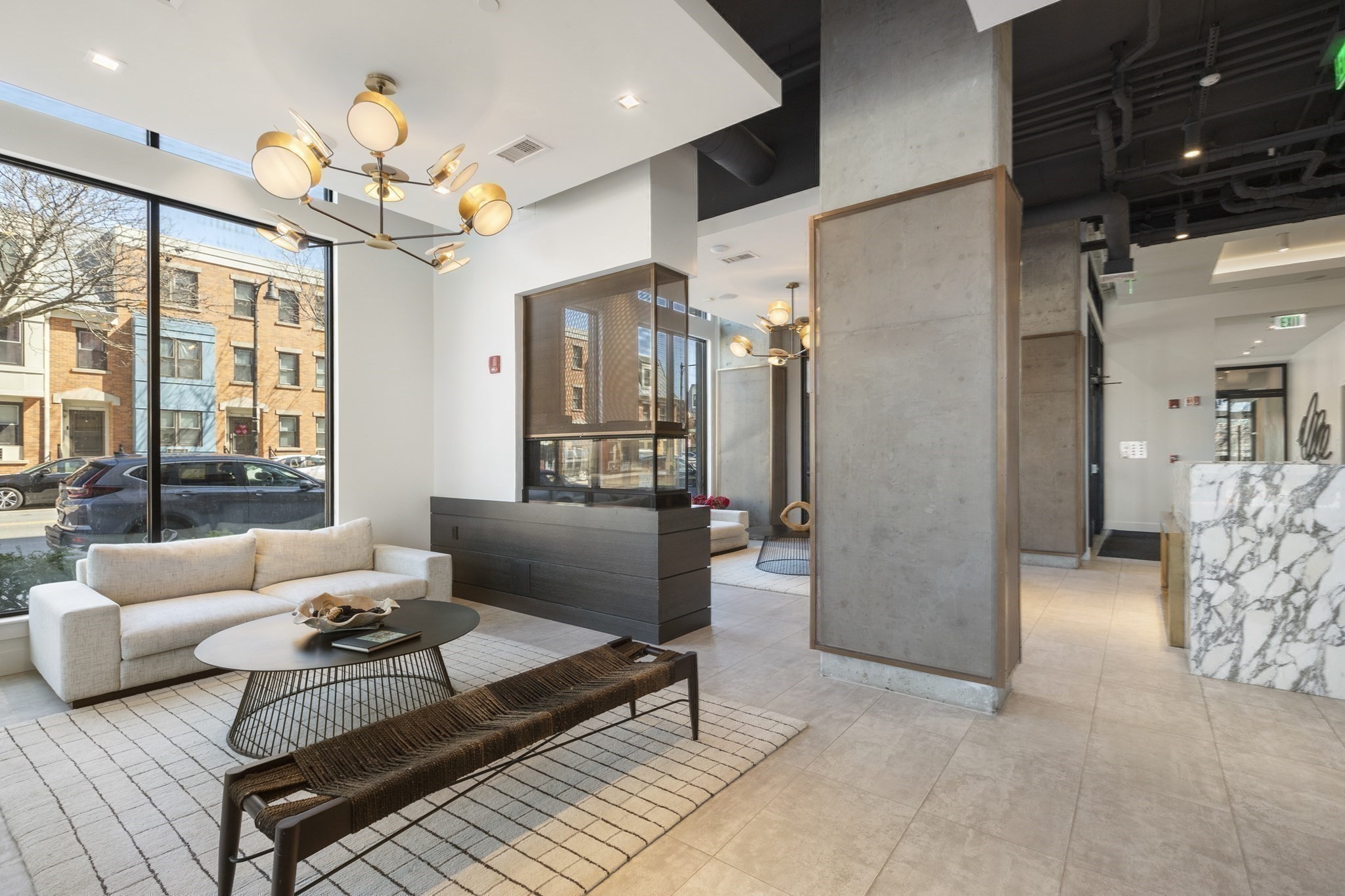 99 Sumner St Unit: PH621