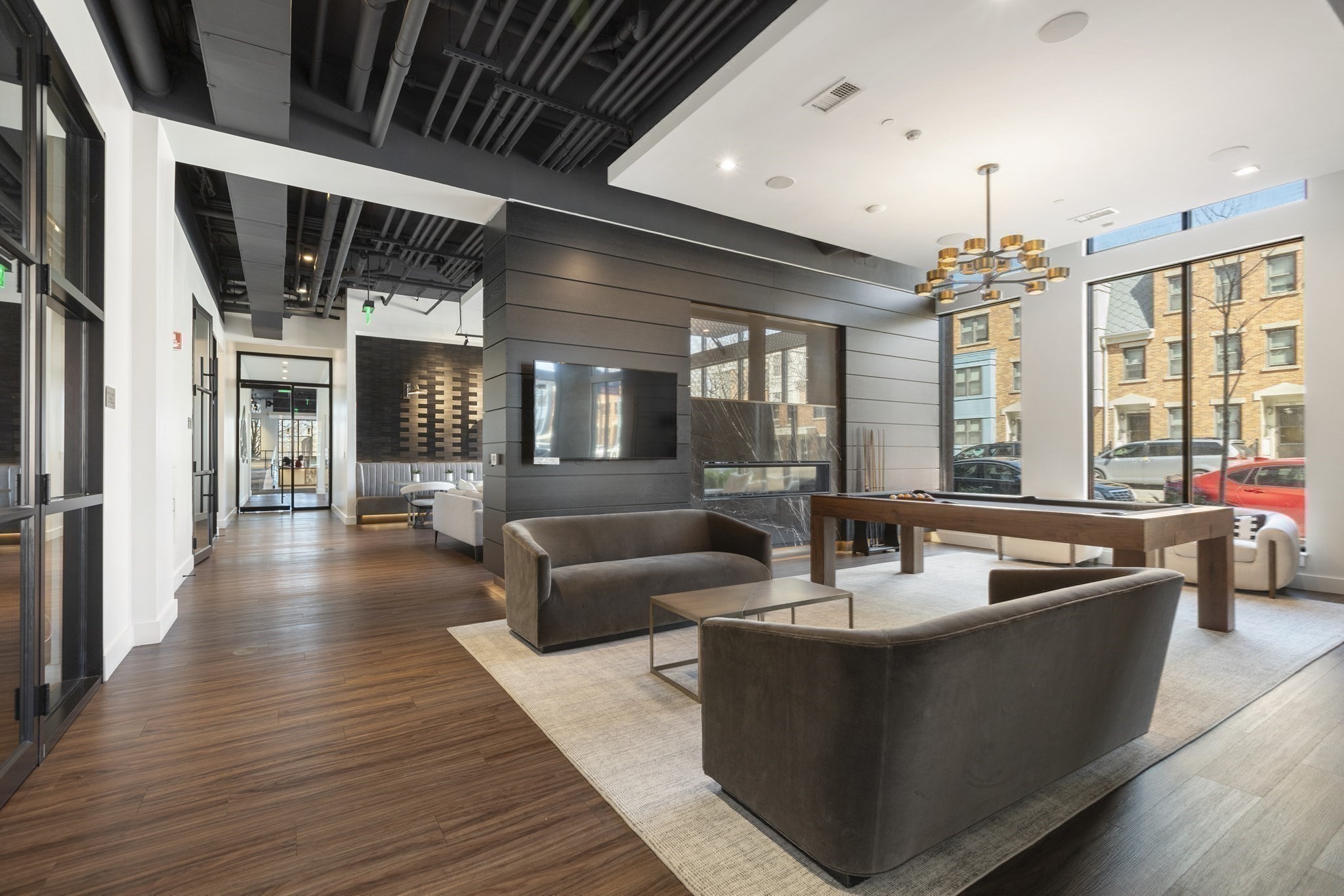 99 Sumner St Unit: PH621