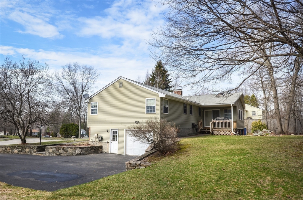 39 Cypress Ave
