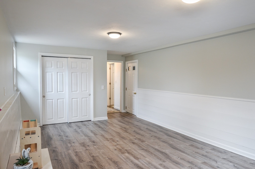 39 Cypress Ave