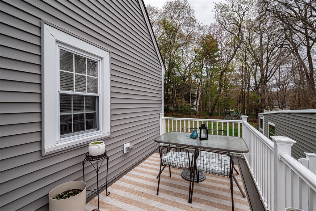 287 Purchase St