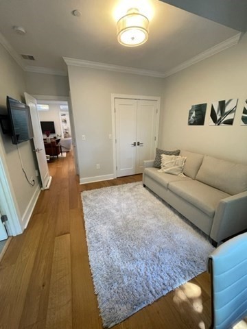 384 Windsor # 2