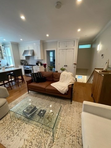 384 Windsor # 2