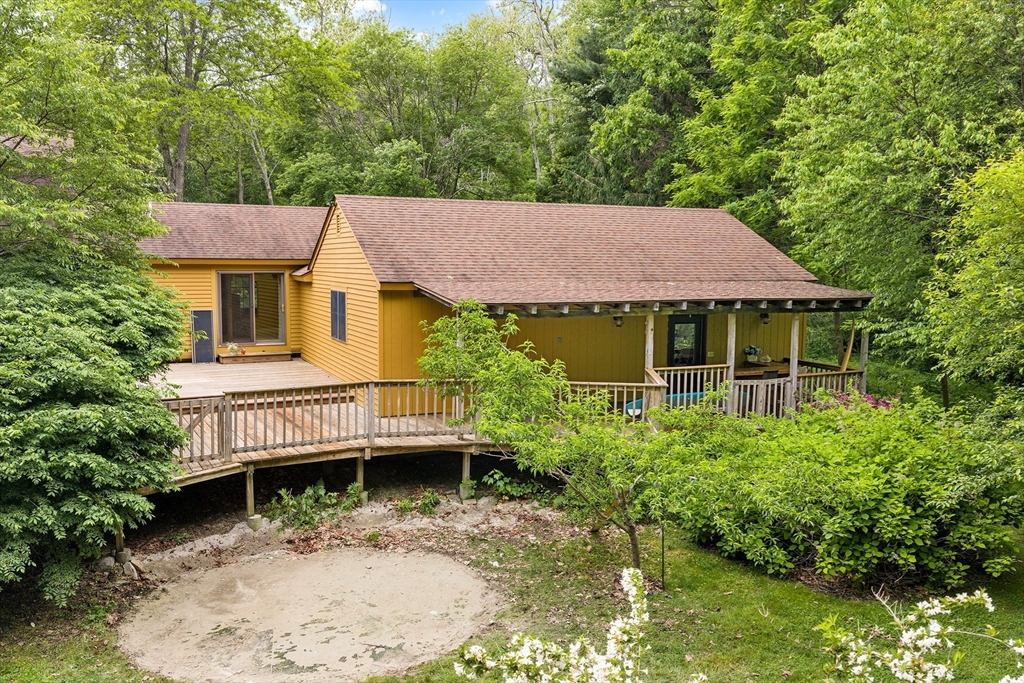 309 Mendon Rd