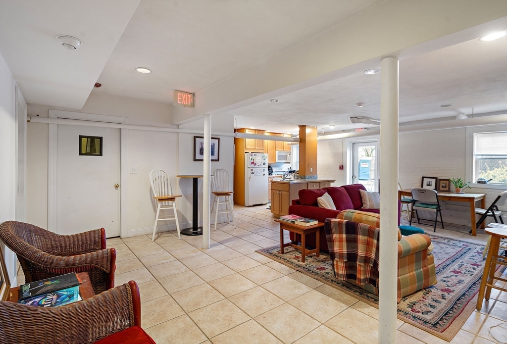 21 Bradlee Rd # 32