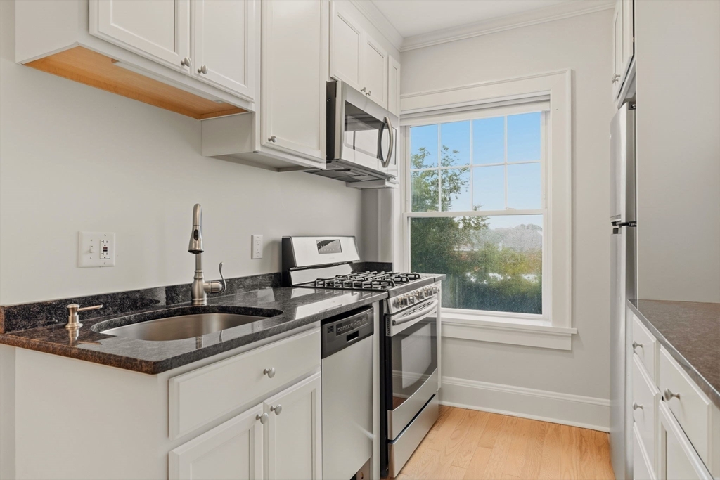21 Bradlee Rd # 32