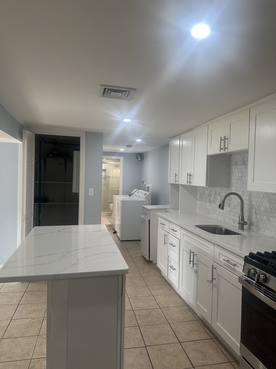 15 Washington Ave # 1