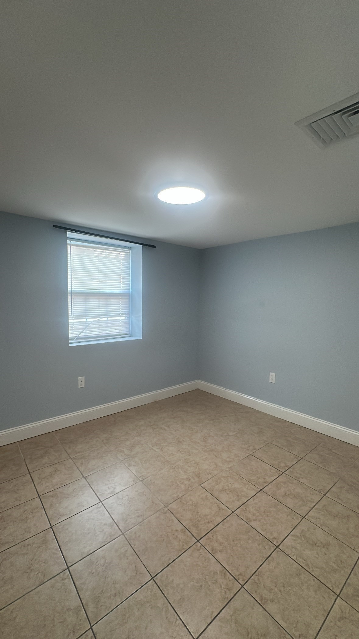 15 Washington Ave # 1