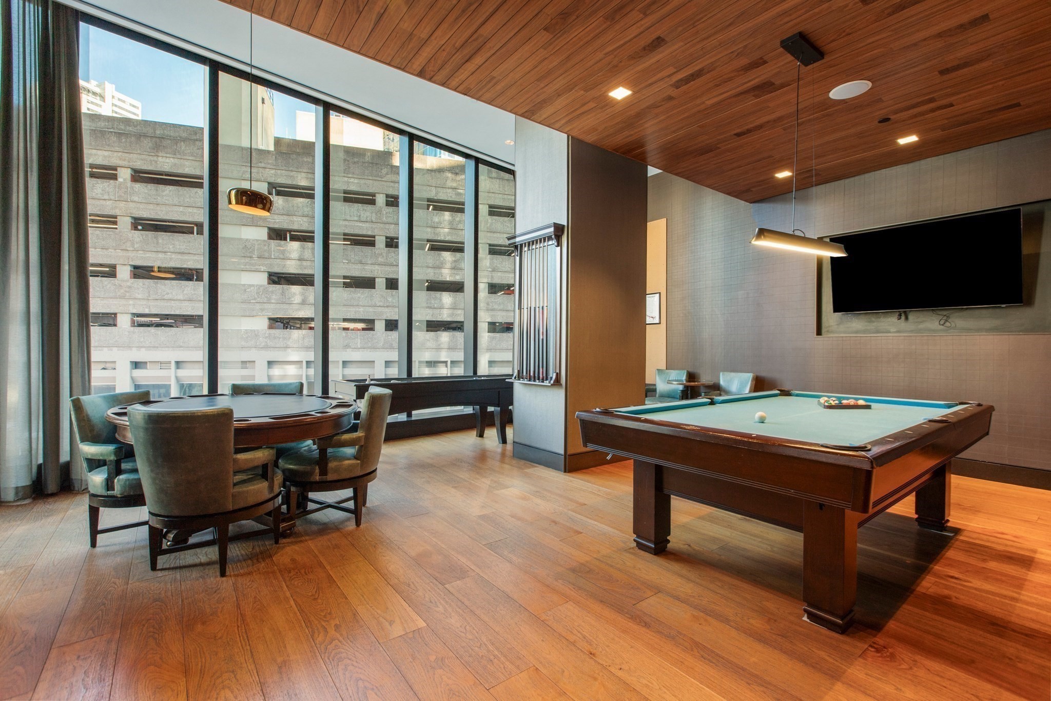 1 Franklin St # 2604