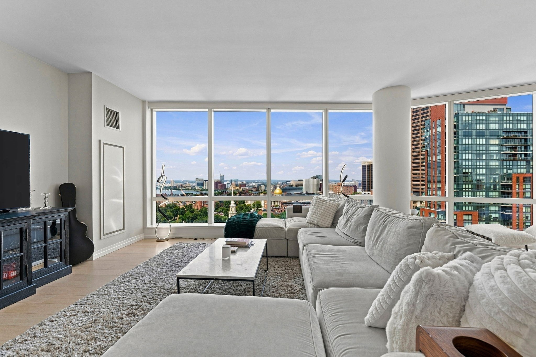 1 Franklin St # 2604