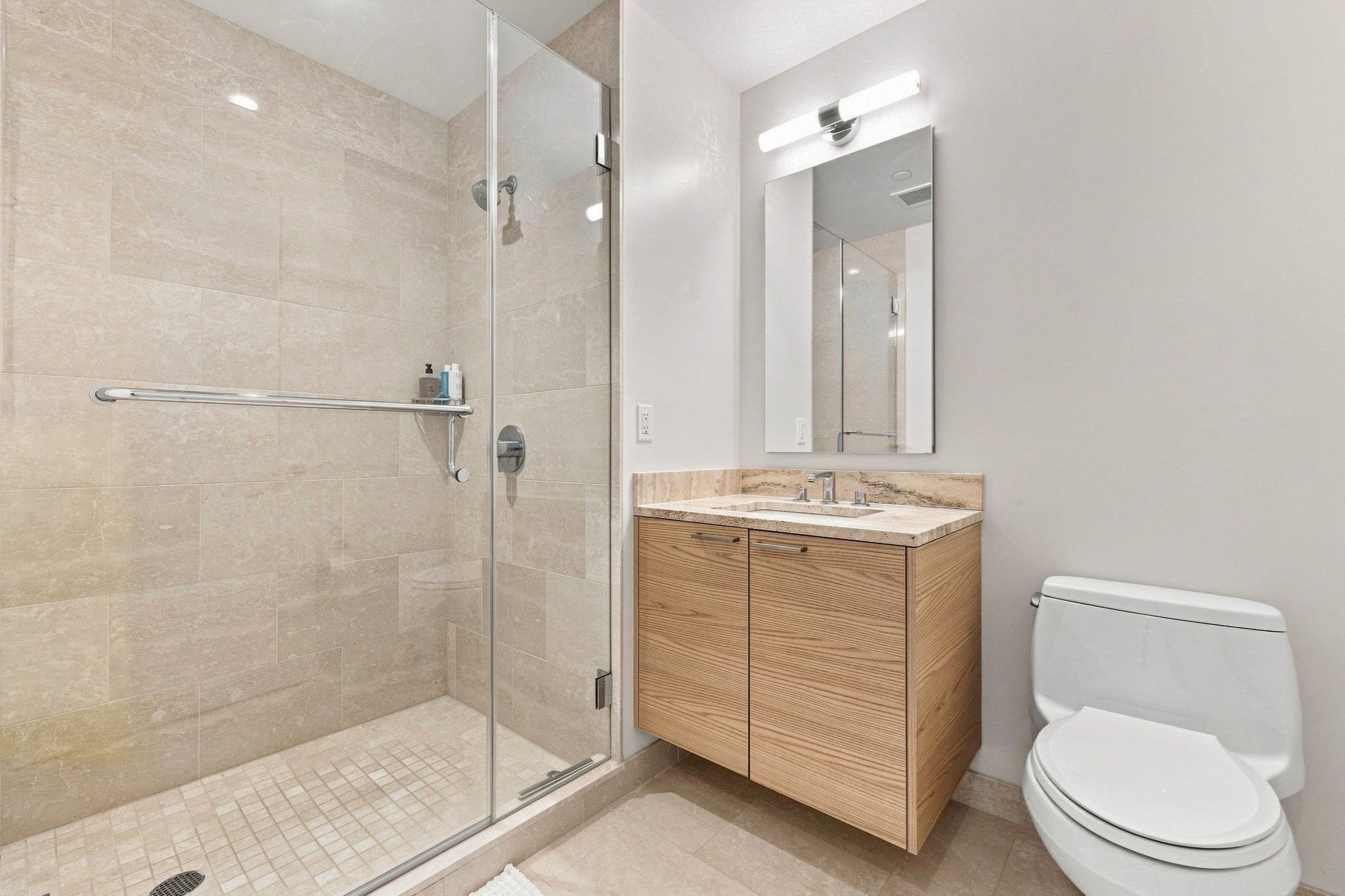 1 Franklin St # 2604