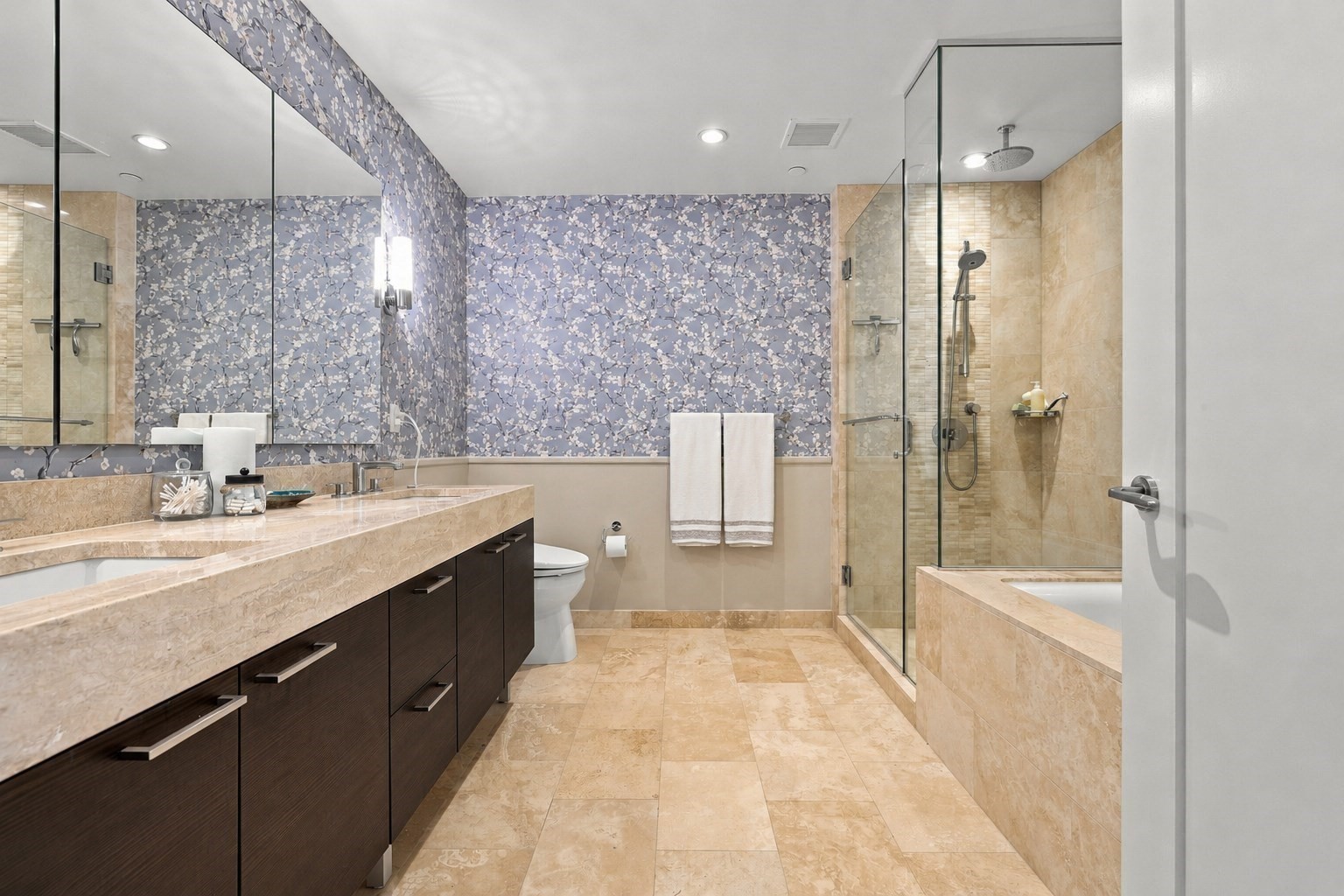 1 Franklin St # 2604