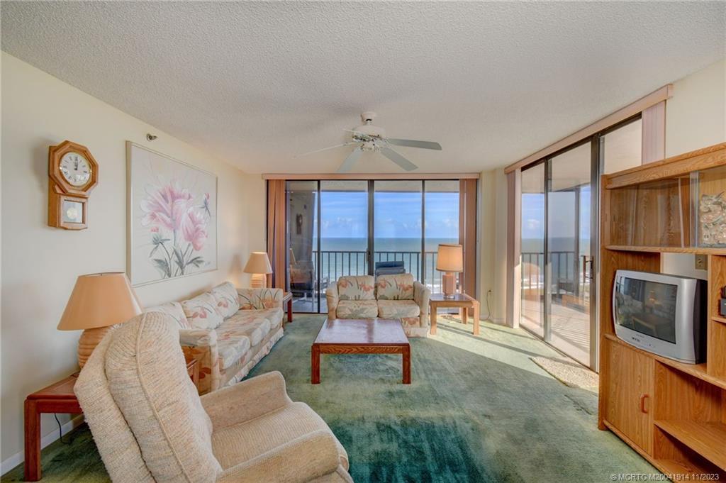 5047 N Highway A1a 1401