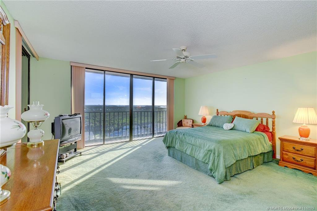 5047 N Highway A1a 1401