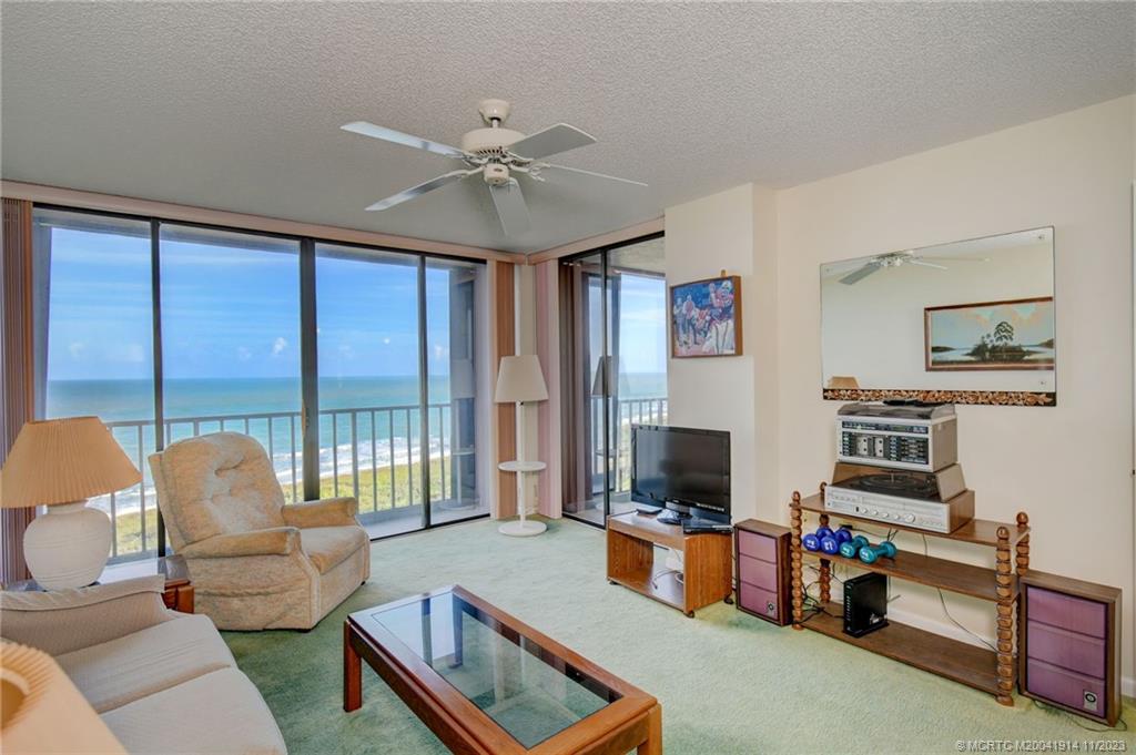5047 N Highway A1a 1401