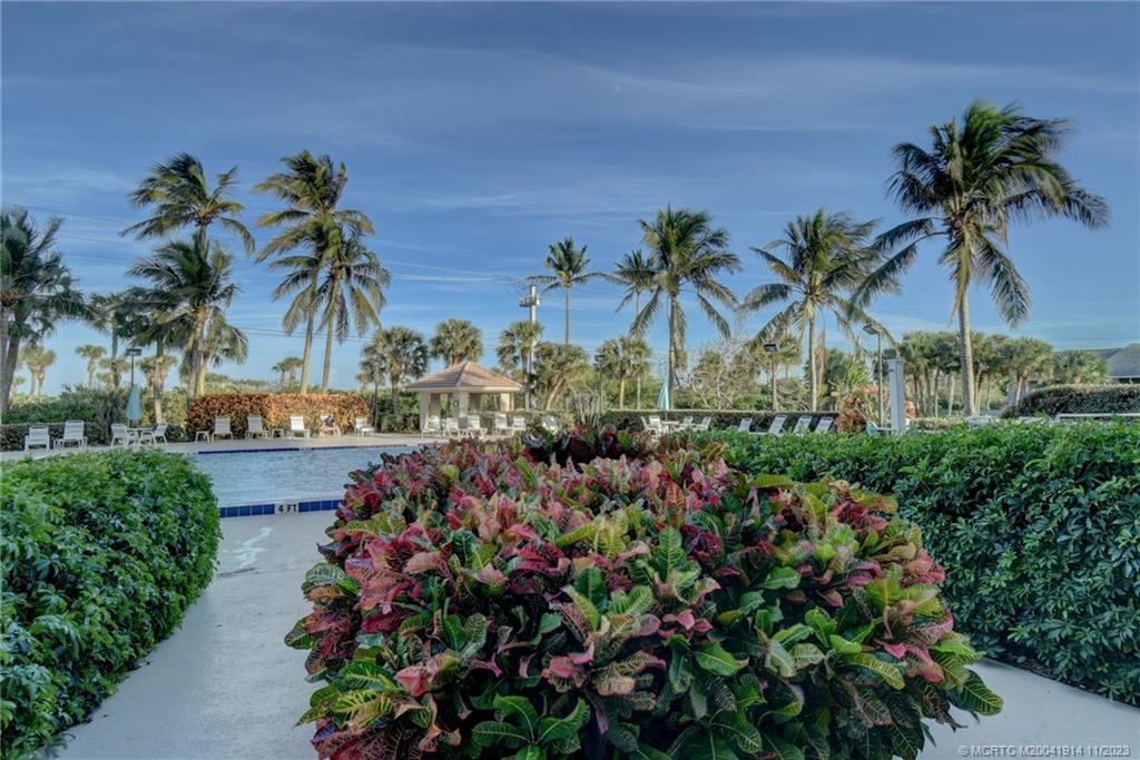 5047 N Highway A1a 1401