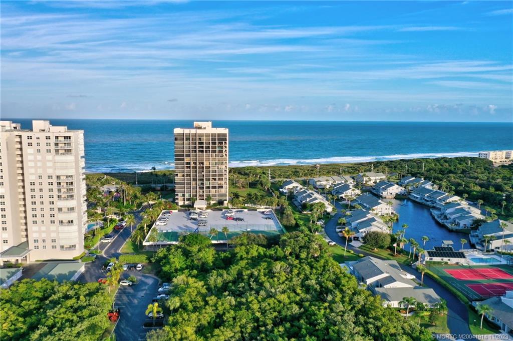 5047 N Highway A1a 1401