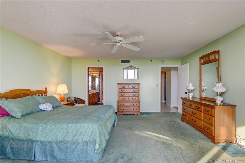 5047 N Highway A1a 1401