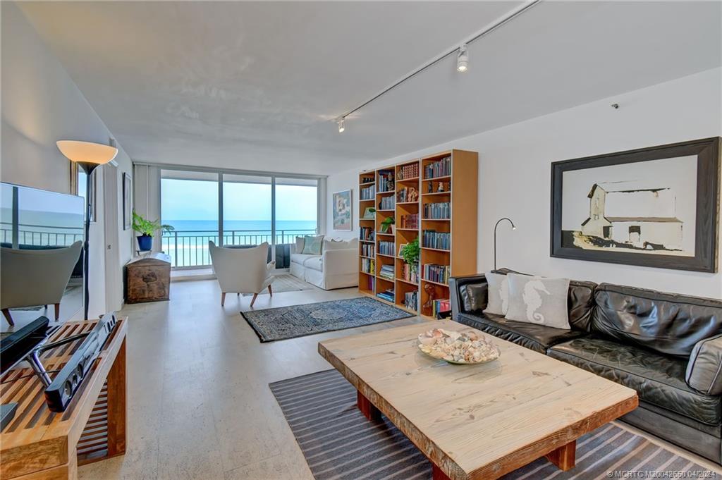 9600 S Ocean Drive 402