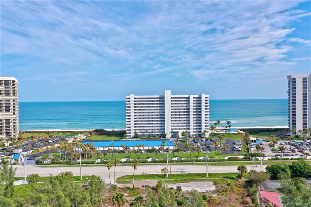 9600 S Ocean Drive 402