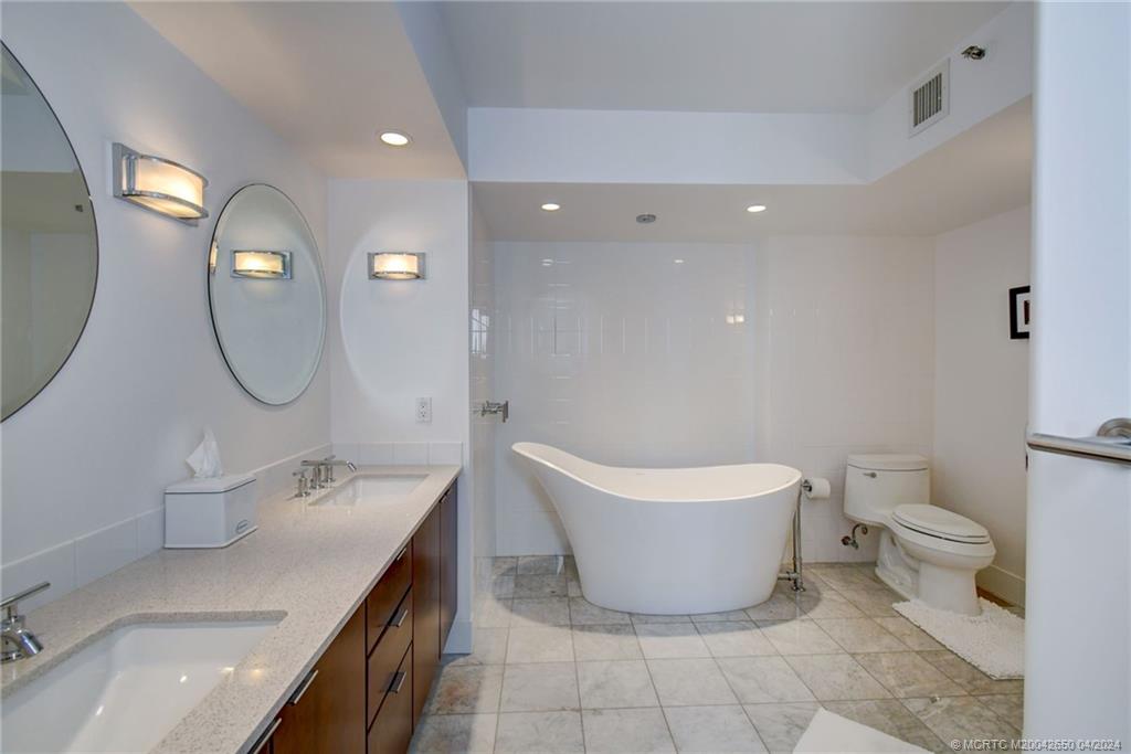 9600 S Ocean Drive 402