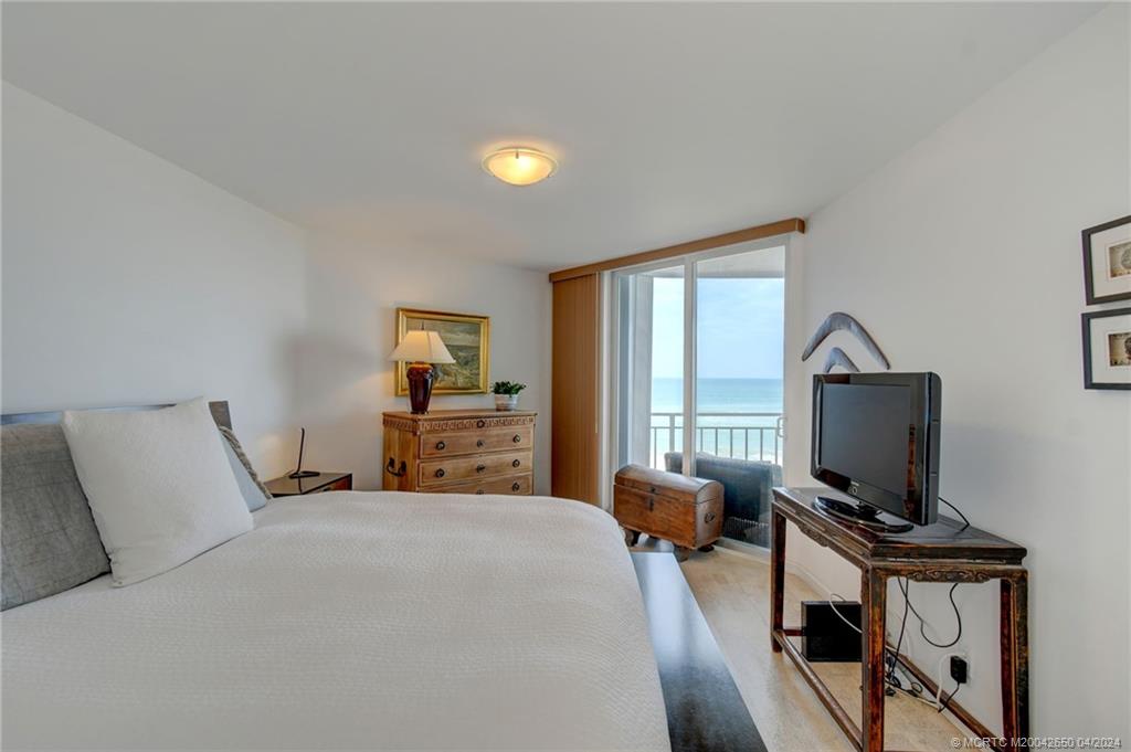 9600 S Ocean Drive 402
