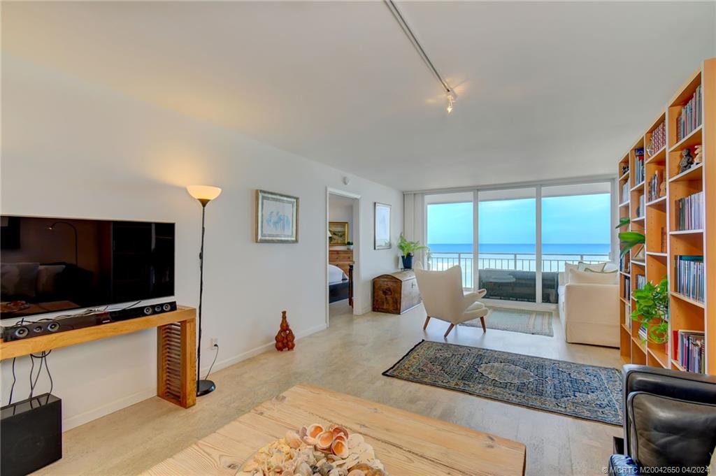9600 S Ocean Drive 402
