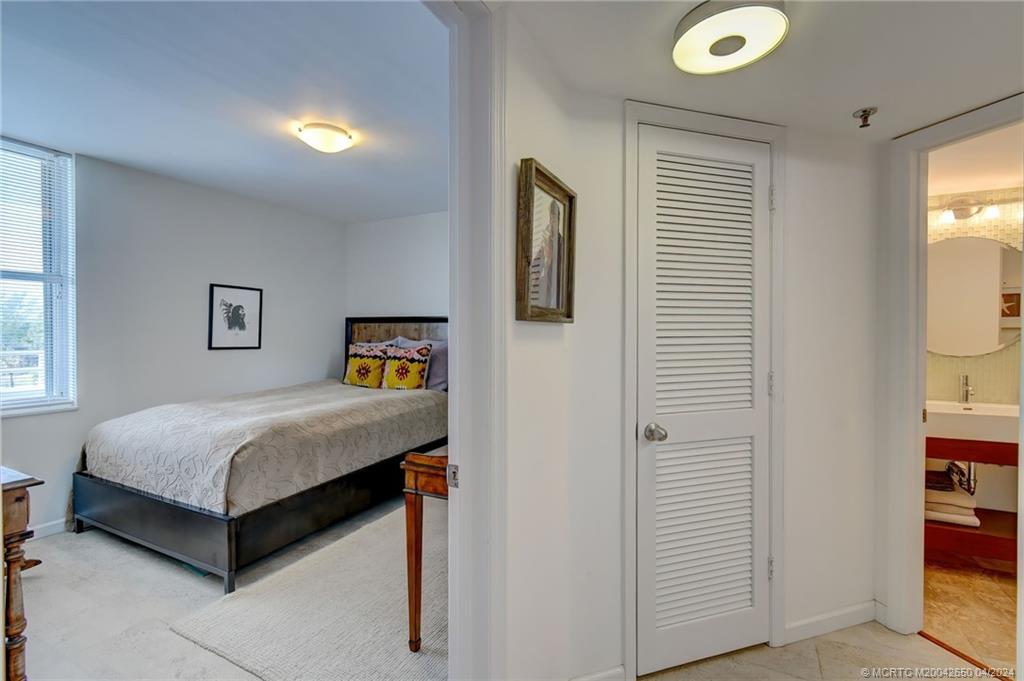 9600 S Ocean Drive 402