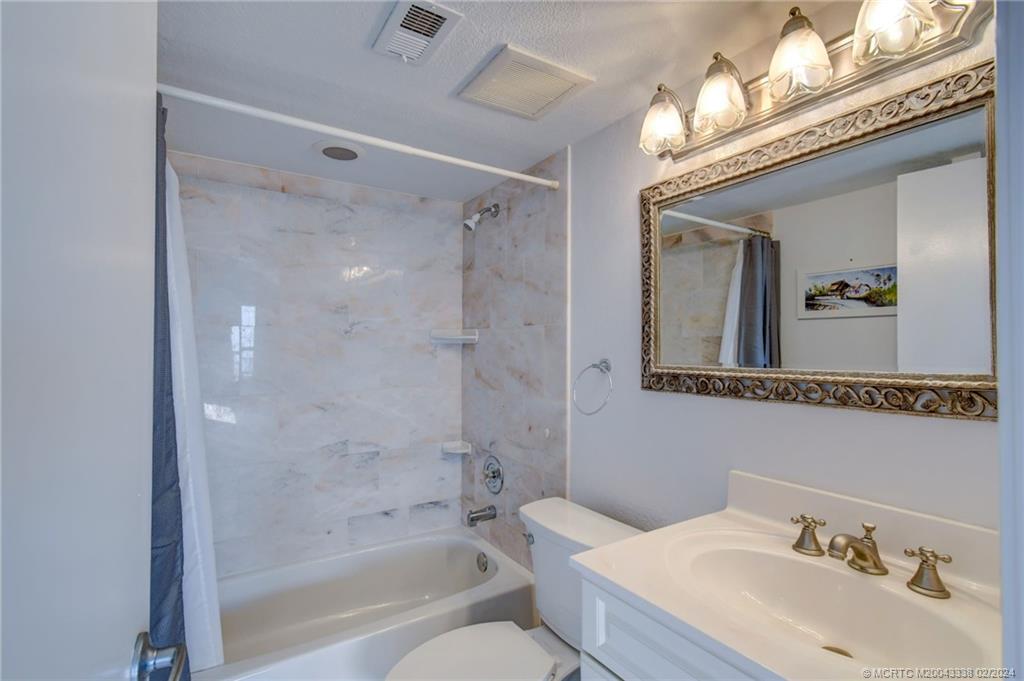 7370 S Ocean Drive 913