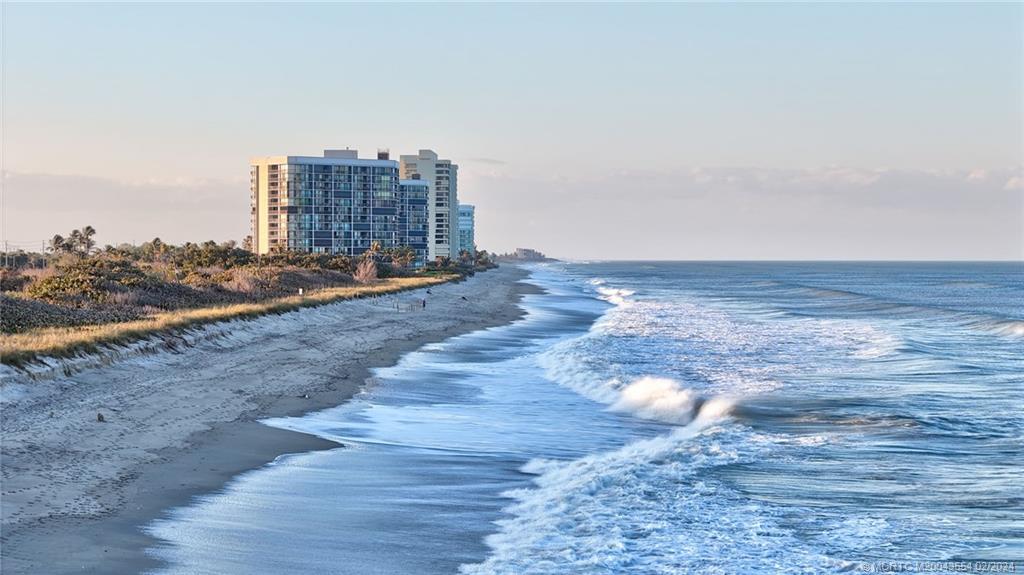 9400 S Ocean Drive 301