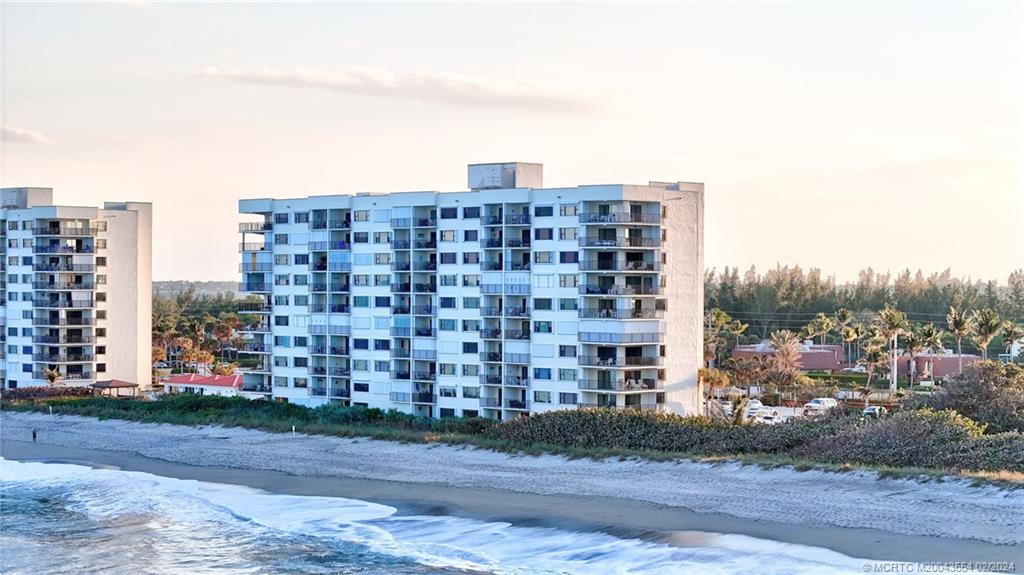 9400 S Ocean Drive 301