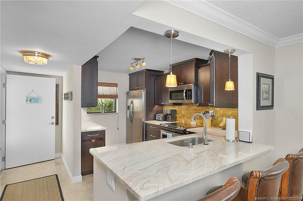 9400 S Ocean Drive 301