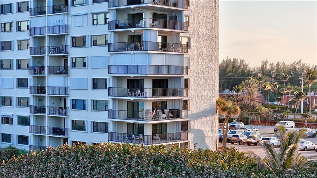 9400 S Ocean Drive 301