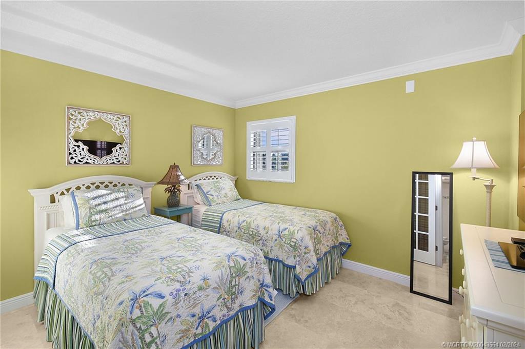 9400 S Ocean Drive 301