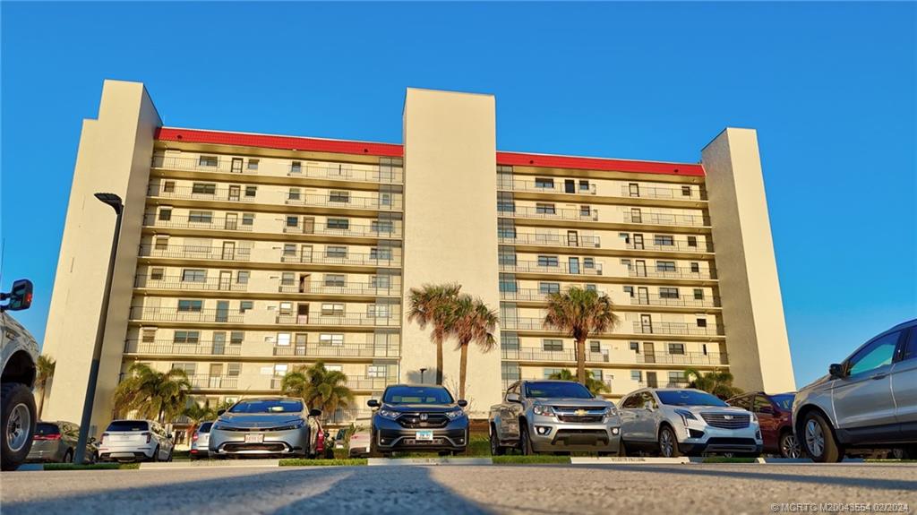 9400 S Ocean Drive 301