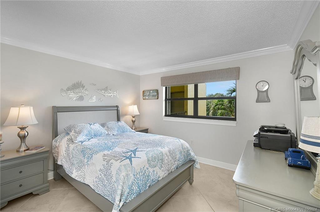 7440 S Ocean Drive 325