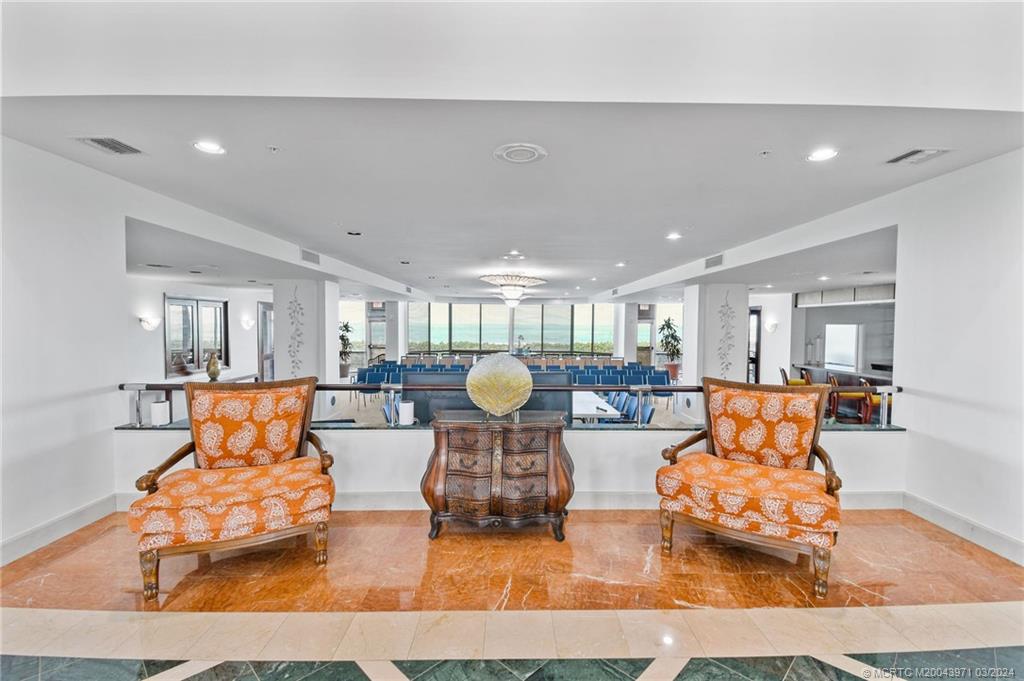 8650 S Ocean Drive 806
