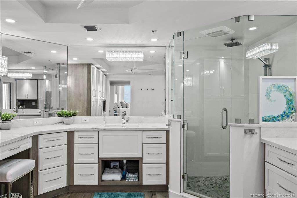 8650 S Ocean Drive 806