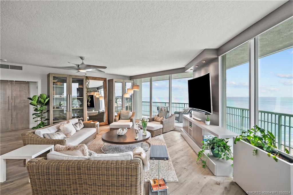 8650 S Ocean Drive 806