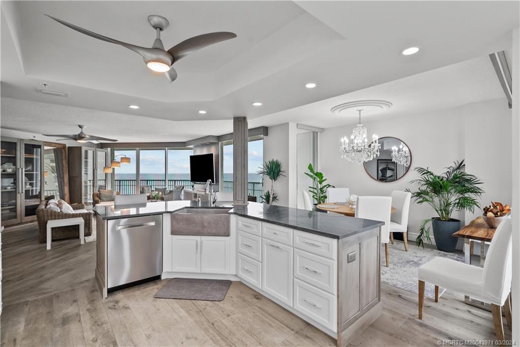 8650 S Ocean Drive 806