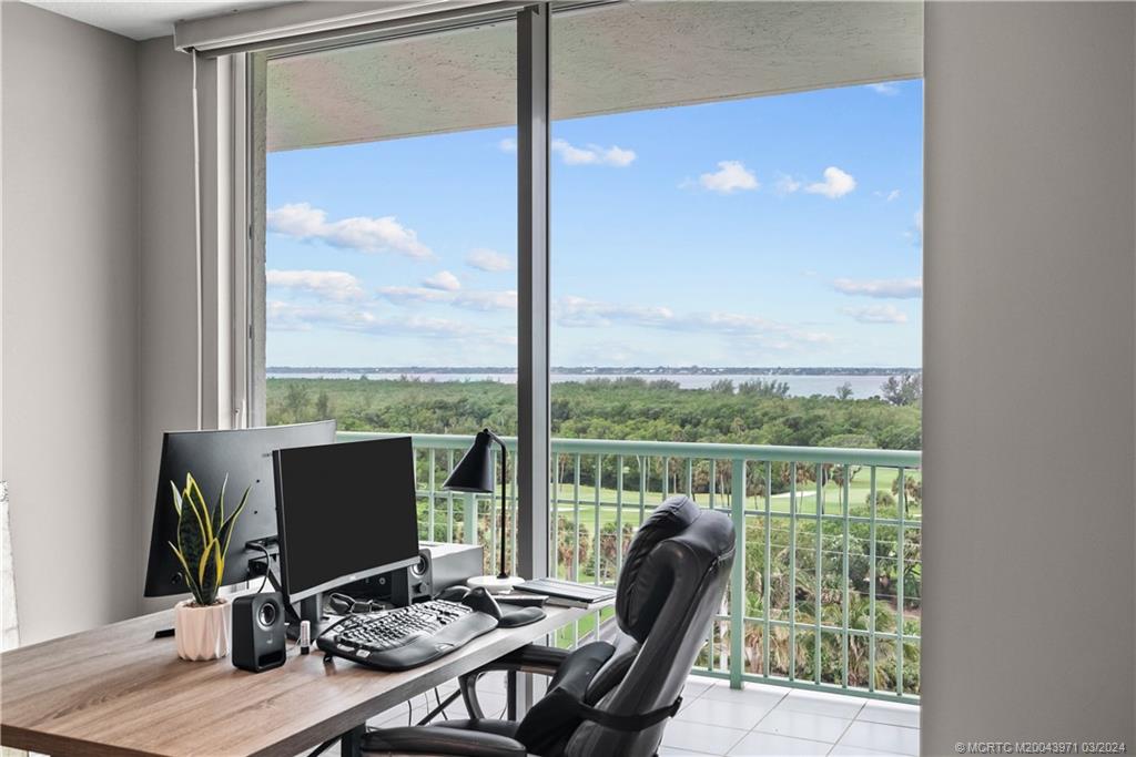 8650 S Ocean Drive 806