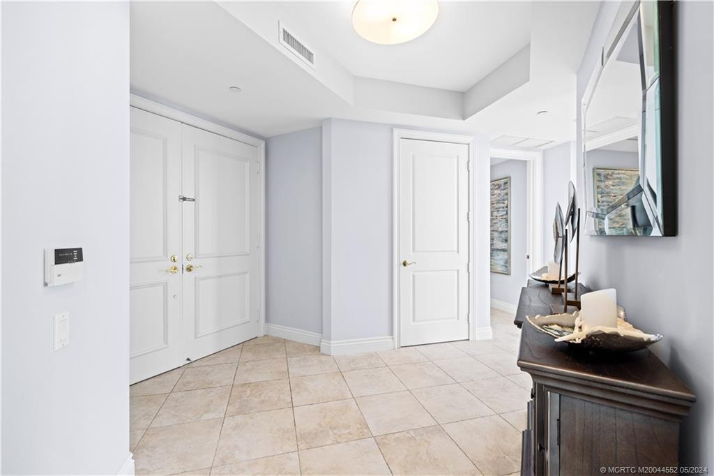 10072 S Ocean Drive 4
