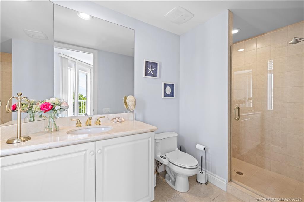 10072 S Ocean Drive 4
