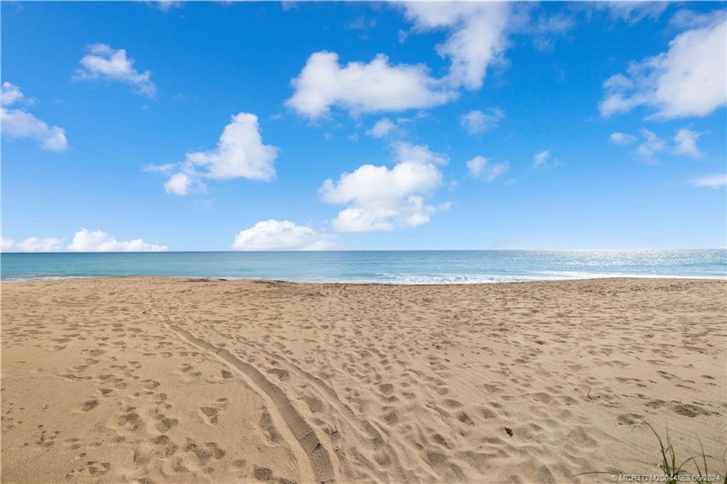 10072 S Ocean Drive 4