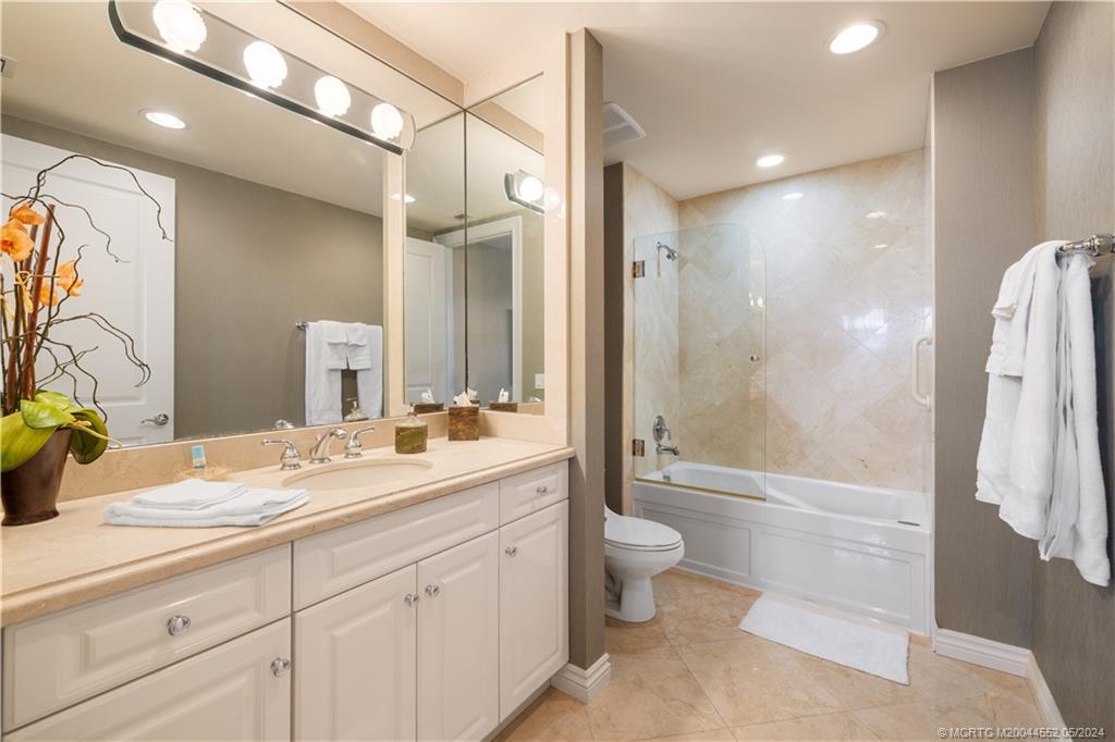 10072 S Ocean Drive 4