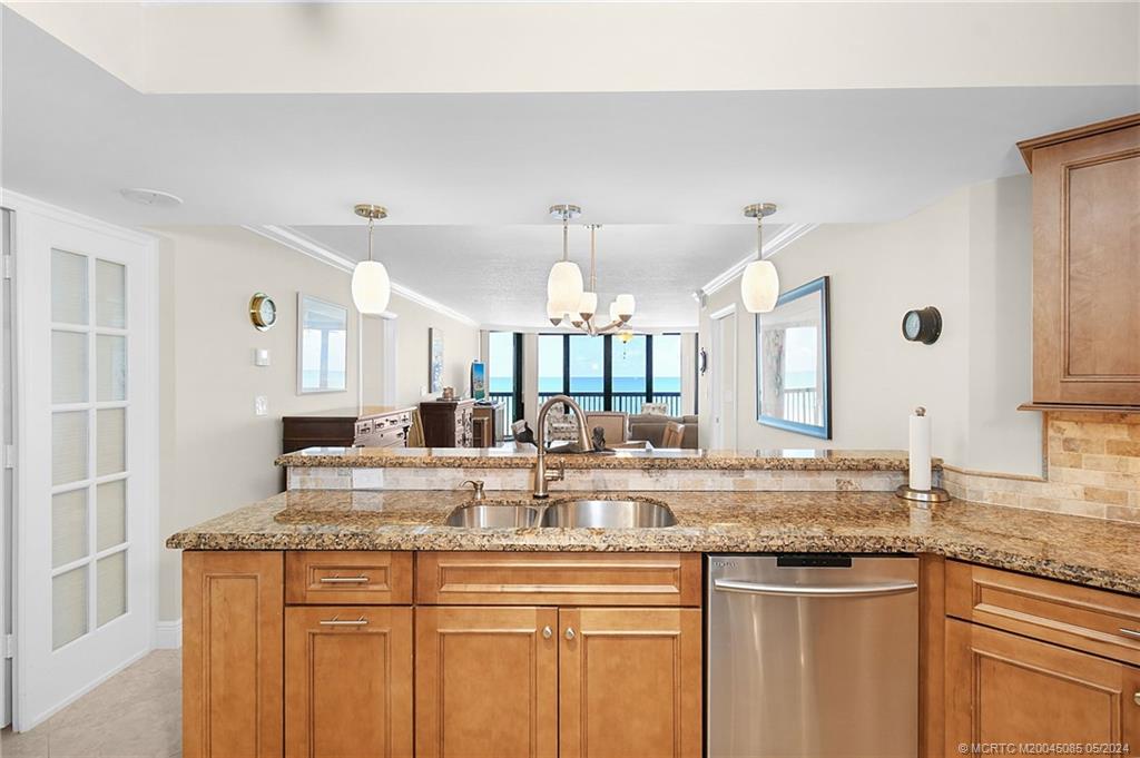 9550 S Ocean Drive 705